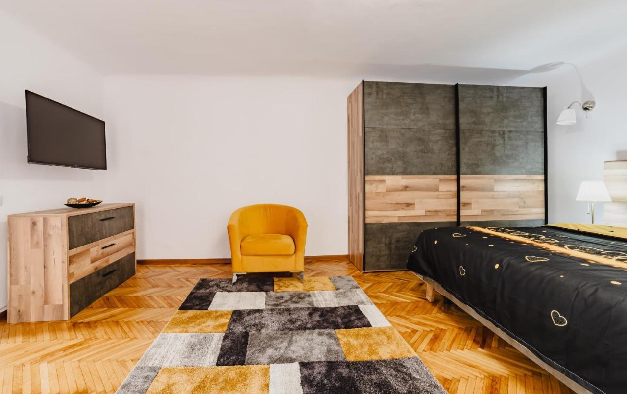 Apartamento Republicii Premium Braşov Exterior foto